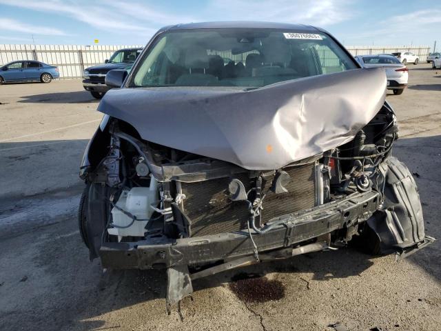 Photo 5 from auction – 2020 TOYOTA SIENNA LE with VIN 5TDKZ3DC5LS043593