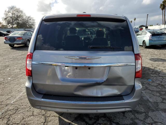 Photo 6 from auction – 2016 CHRYSLER TOWN & COU with VIN 2C4RC1CG4GR193864