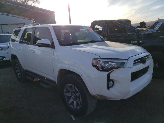 Photo 4 from auction – 2020 TOYOTA 4RUNNER SR with VIN JTEBU5JR4L5745344
