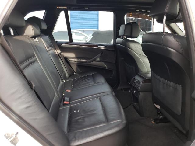 Photo 11 from auction – 2010 BMW X5 XDRIVE4 with VIN 5UXFE8C59AL312463