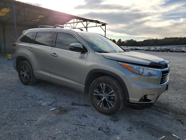 Photo 4 from auction – 2016 TOYOTA HIGHLANDER with VIN 5TDKKRFH3GS161115