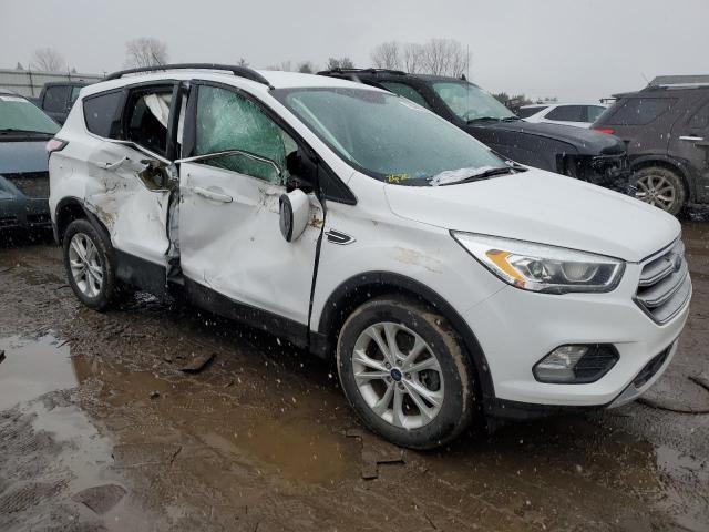 Photo 4 from auction – 2017 FORD ESCAPE SE with VIN 1FMCU9GD7HUB15032