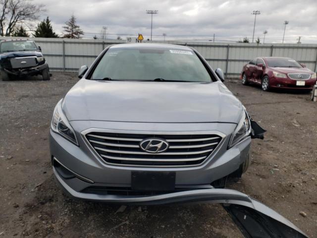 Photo 5 from auction – 2016 HYUNDAI SONATA SE with VIN 5NPE24AF7GH371633