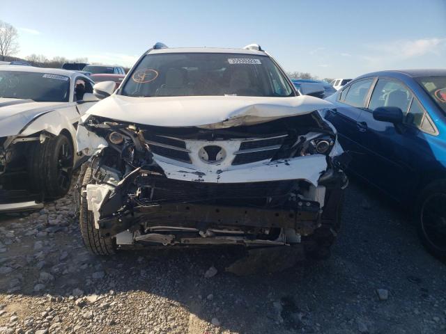 Photo 5 from auction – 2015 TOYOTA RAV4 XLE with VIN JTMWFREV2FD048151