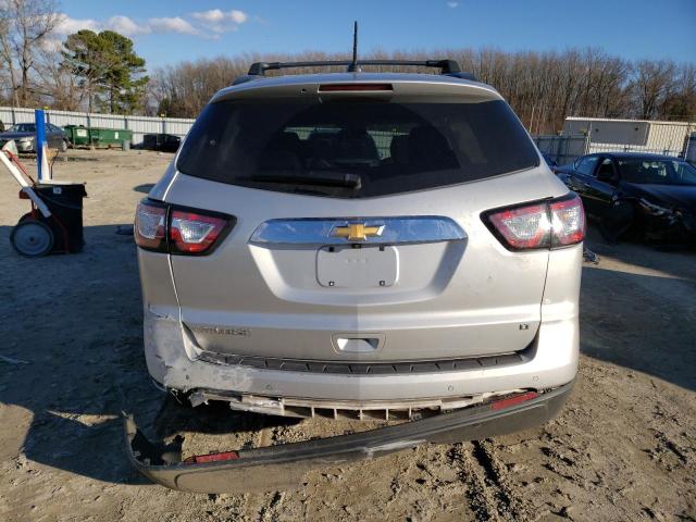Photo 6 from auction – 2017 CHEVROLET TRAVERSE L with VIN 1GNKRGKD6HJ290023