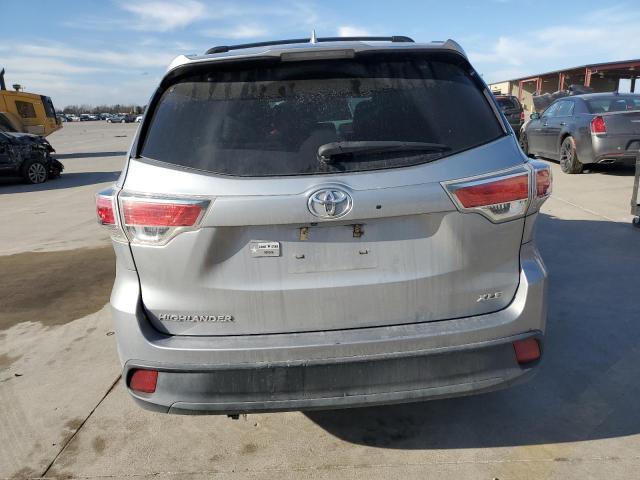 Photo 6 from auction – 2016 TOYOTA HIGHLANDER with VIN 5TDKKRFH3GS503002