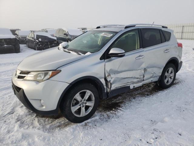 TOYOTA RAV4 XLE 2015 with VIN JTMRFREV0FD143840 - Photo from auction