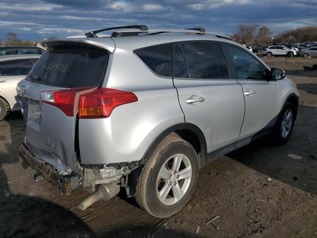 Photo 3 from auction – 2014 TOYOTA RAV4 XLE with VIN 2T3RFREV1EW179361