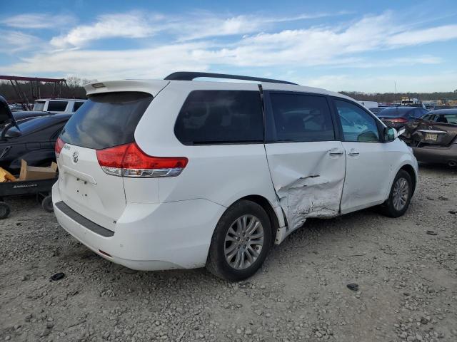 Photo 3 from auction – 2014 TOYOTA SIENNA XLE with VIN 5TDYK3DC5ES455725