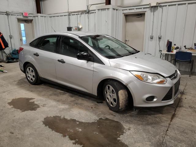 Photo 4 from auction – 2012 FORD FOCUS S with VIN 1FAHP3E29CL151776