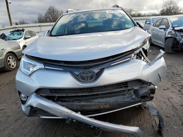 Photo 5 from auction – 2016 TOYOTA RAV4 XLE with VIN 2T3RFREV5GW523633
