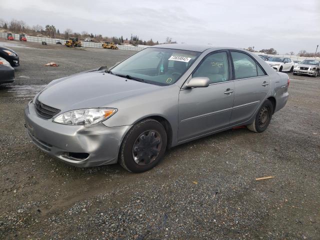 TOYOTA CAMRY LE 2005 with VIN 4T1BE30K25U640736 - Photo from auction