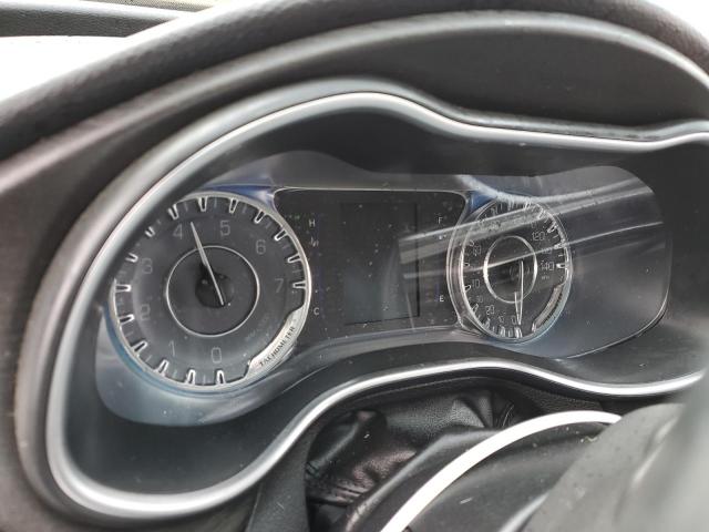 Photo 9 from auction – 2016 CHRYSLER 200 LIMITE with VIN 1C3CCCAB2GN185126