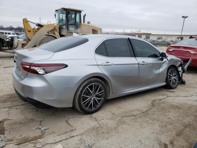 Photo 3 from auction – 2023 TOYOTA CAMRY XLE with VIN 4T1F31AK2PU601173