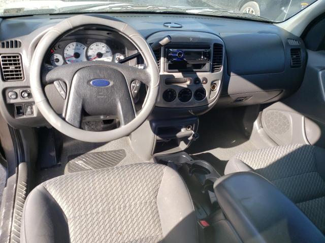 Photo 8 from auction – 2004 FORD ESCAPE XLT with VIN 1FMCU93164KB07621