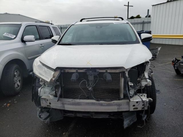 Photo 5 from auction – 2018 TOYOTA HIGHLANDER with VIN 5TDJZRFH3JS833639
