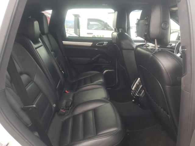 Photo 10 from auction – 2012 PORSCHE CAYENNE TU with VIN WP1AC2A25CLA84695