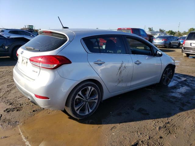 Photo 3 from auction – 2016 KIA FORTE EX with VIN KNAFX5A88G5546899