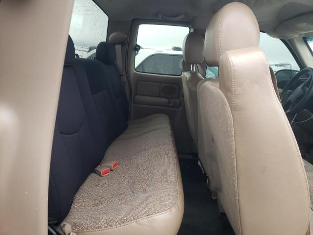 Photo 10 from auction – 2005 CHEVROLET SILVERADO with VIN 1GCEK19B25E105286