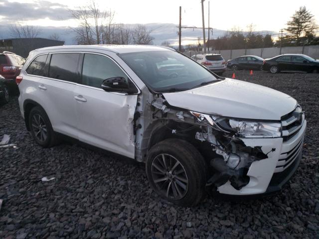 Photo 4 from auction – 2019 TOYOTA HIGHLANDER with VIN 5TDJZRFH6KS594492