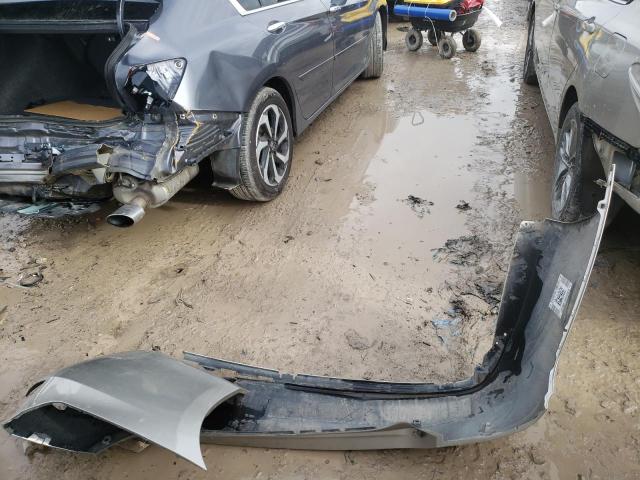 Photo 12 from auction – 2017 TOYOTA CAMRY LE with VIN 4T1BF1FK7HU406721