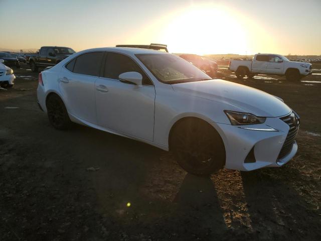 Photo 4 from auction – 2017 LEXUS IS 200T with VIN JTHBA1D29H5042137