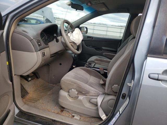 Photo 7 from auction – 2004 TOYOTA SIENNA CE with VIN 5TDZA23C54S046335