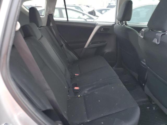 Photo 11 from auction – 2017 TOYOTA RAV4 LE with VIN 2T3BFREV5HW622441