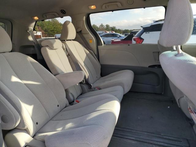 Photo 11 from auction – 2011 TOYOTA SIENNA LE with VIN 5TDKK3DC4BS084980