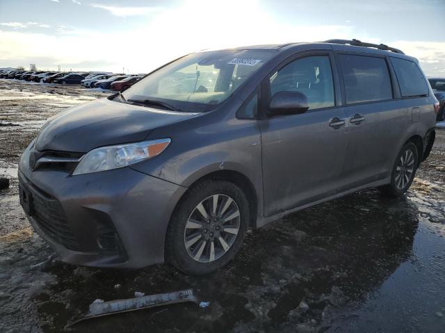 TOYOTA SIENNA LE 2018 with VIN 5TDJZ3DCXJS196589 - Photo from auction