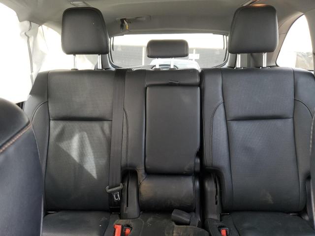 Photo 10 from auction – 2018 TOYOTA HIGHLANDER with VIN 5TDDZRFH5JS854358