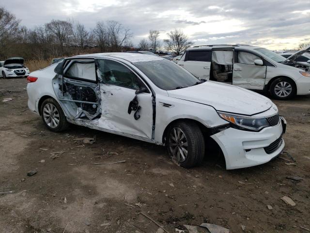 Photo 4 from auction – 2017 KIA OPTIMA EX with VIN 5XXGU4L35HG121598