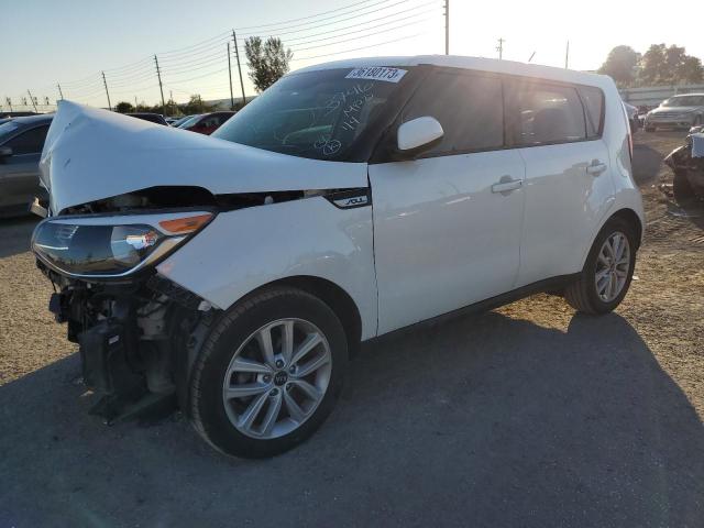 KIA SOUL + 2018 with VIN KNDJP3A52J7603746 - Photo from auction