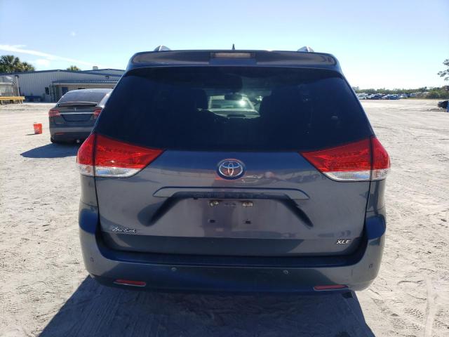 Photo 6 from auction – 2013 TOYOTA SIENNA XLE with VIN 5TDYK3DC6DS328979
