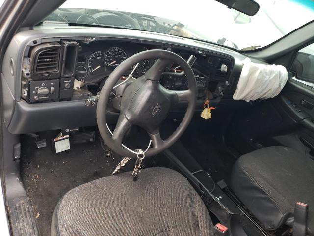 Photo 8 from auction – 2002 CHEVROLET SILVERADO with VIN 1GCEC14W72Z223779