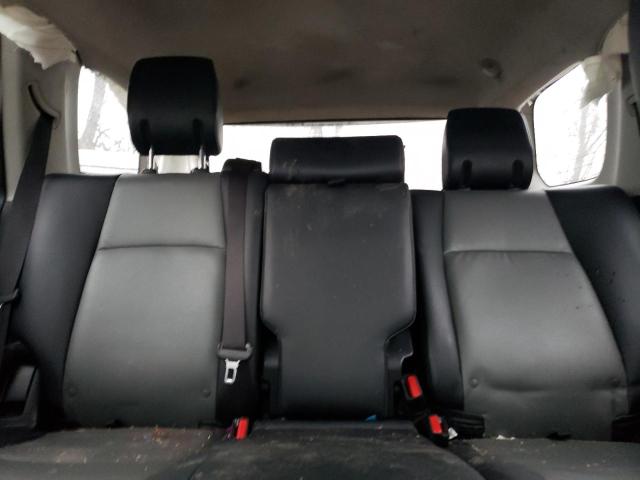 Photo 10 from auction – 2018 TOYOTA 4RUNNER SR with VIN JTEBU5JR4J5597984