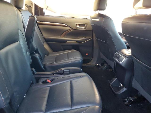 Photo 11 from auction – 2015 TOYOTA HIGHLANDER with VIN 5TDYKRFH7FS118213