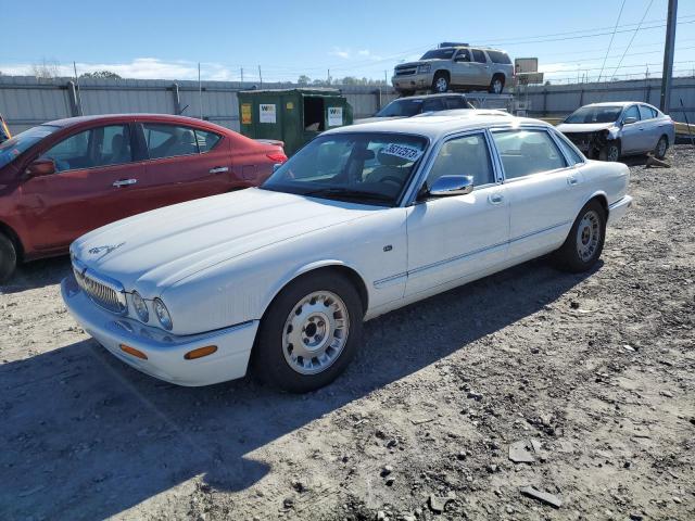 JAGUAR VANDENPLAS 2000 with VIN SAJDA24C8YLF00369 - Photo from auction