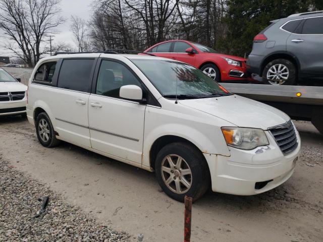 Photo 4 from auction – 2010 CHRYSLER TOWN & COU with VIN 2A4RR5D17AR440988