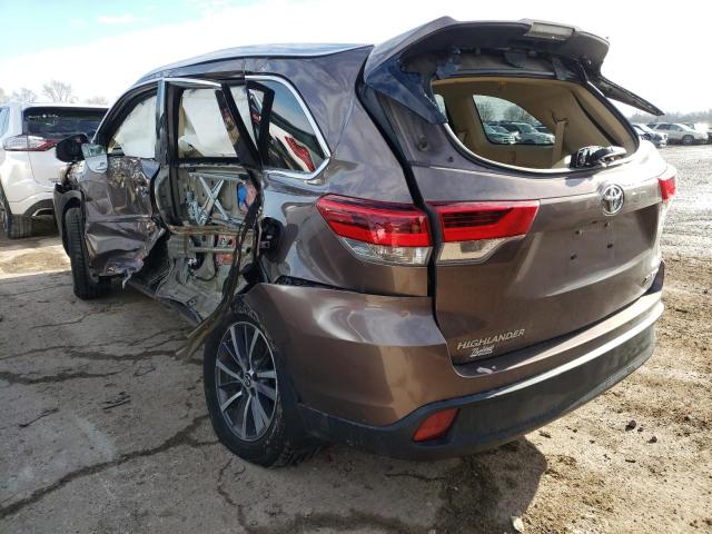 Photo 2 from auction – 2018 TOYOTA HIGHLANDER with VIN 5TDJZRFH8JS836472