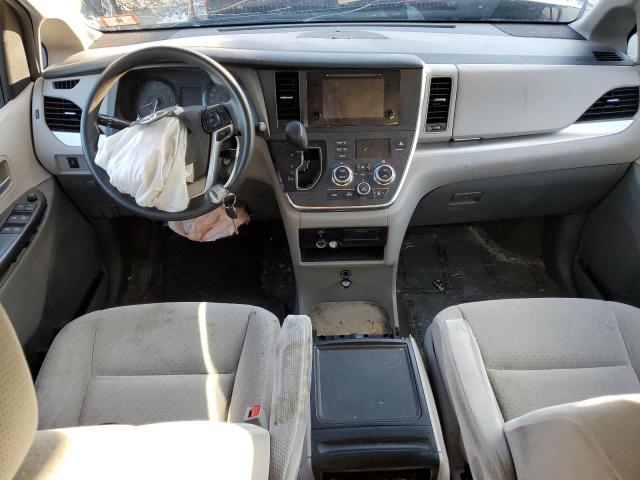Photo 8 from auction – 2017 TOYOTA SIENNA LE with VIN 5TDKZ3DCXHS844222