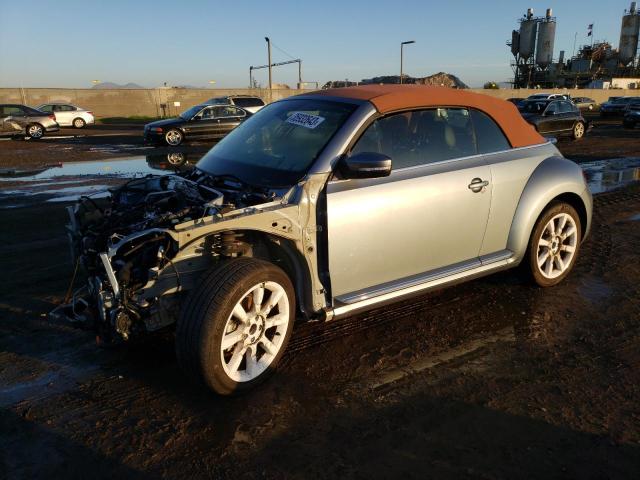 VOLKSWAGEN BEETLE S 2019 with VIN 3VW5DAAT8KM501482 - Photo from auction