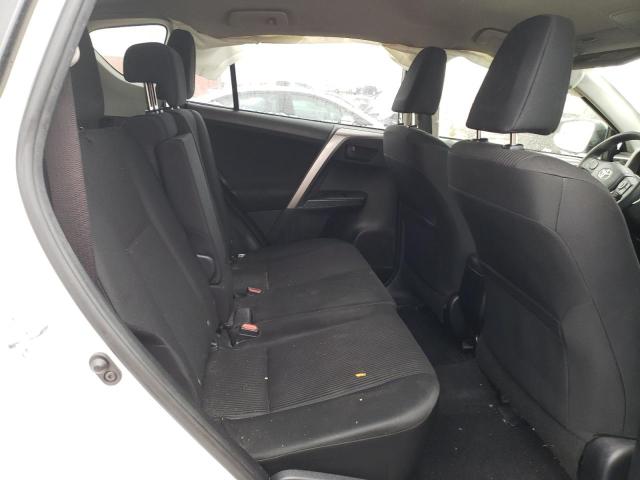 Photo 11 from auction – 2017 TOYOTA RAV4 LE with VIN JTMBFREVXHJ134536