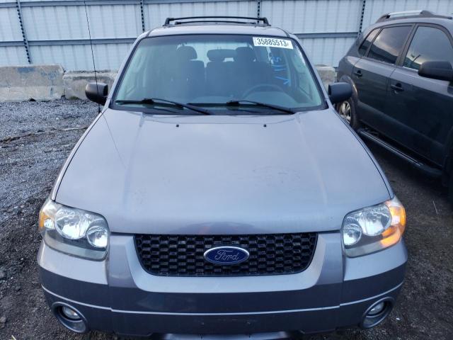 Photo 5 from auction – 2007 FORD ESCAPE XLT with VIN 1FMYU93107KB69722