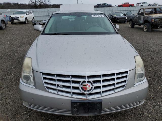 Photo 5 from auction – 2006 CADILLAC DTS with VIN 1G6KD57Y36U184165