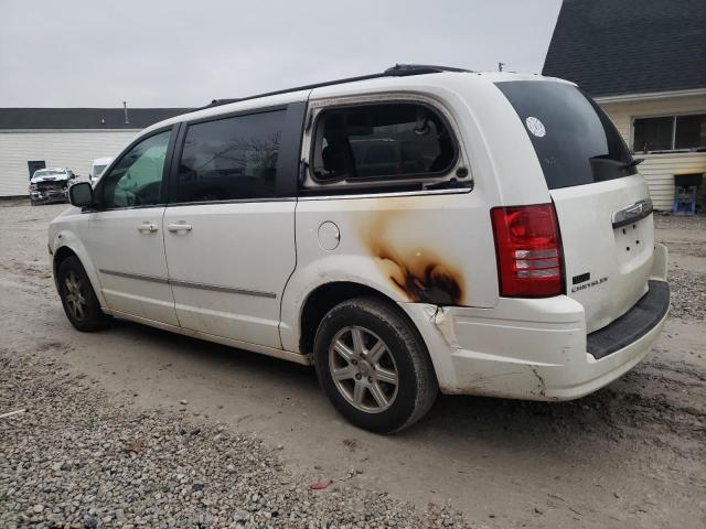 Photo 2 from auction – 2010 CHRYSLER TOWN & COU with VIN 2A4RR5D17AR440988