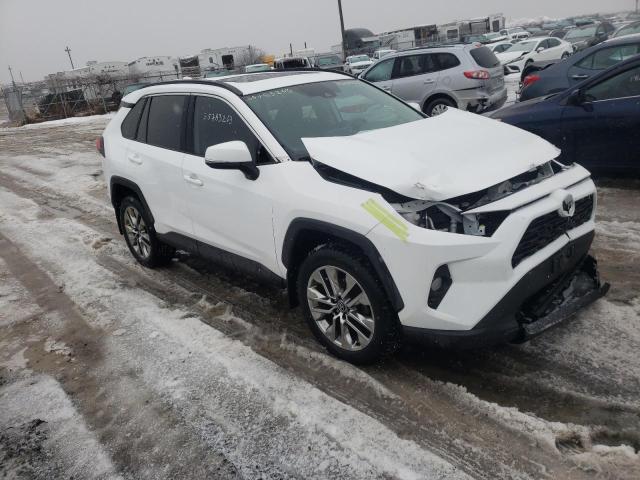 Photo 4 from auction – 2019 TOYOTA RAV4 XLE with VIN 2T3R1RFV6KC025223