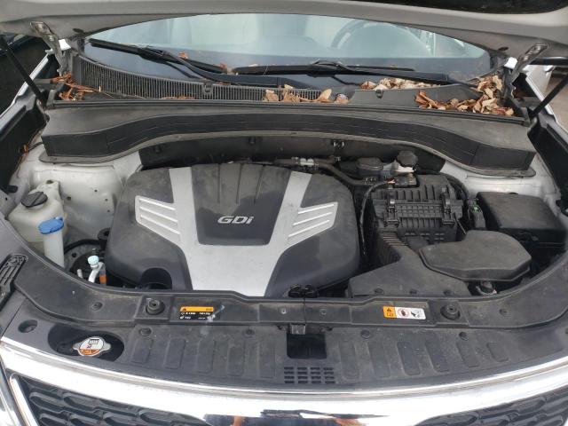 Photo 11 from auction – 2014 KIA SORENTO LX with VIN 5XYKTDA75EG443183