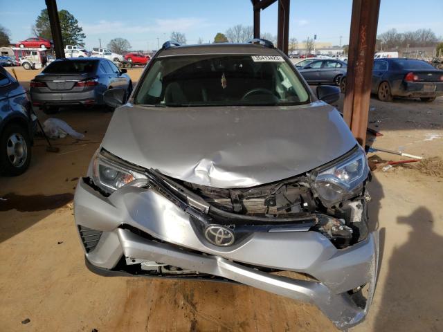 Photo 5 from auction – 2018 TOYOTA RAV4 LE with VIN 2T3ZFREV7JW521910