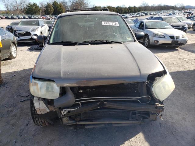 Photo 5 from auction – 2004 FORD ESCAPE XLT with VIN 1FMCU93164KB07621